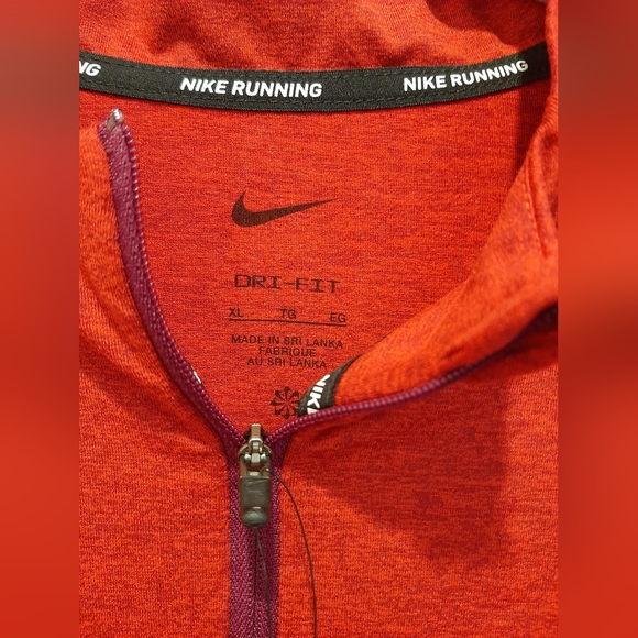BNWT Mens Nike Running Quarter Zip (mens XL) - Picture 3 of 8